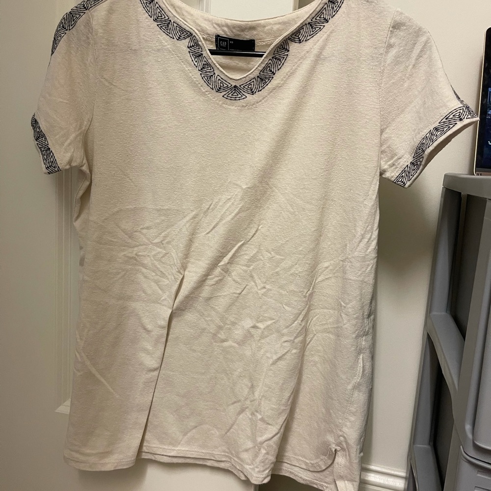 Gap top